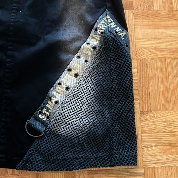 Pre-loved black denim midi skirt with belt - Picture 5 of 8